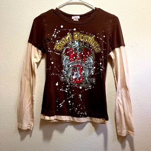 Long sleeve tshirt. Cool design. Great condition.